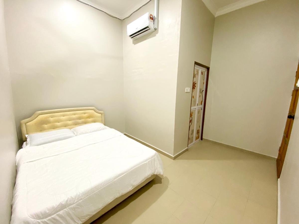 Sasuka Guesthouse Marang Exteriér fotografie