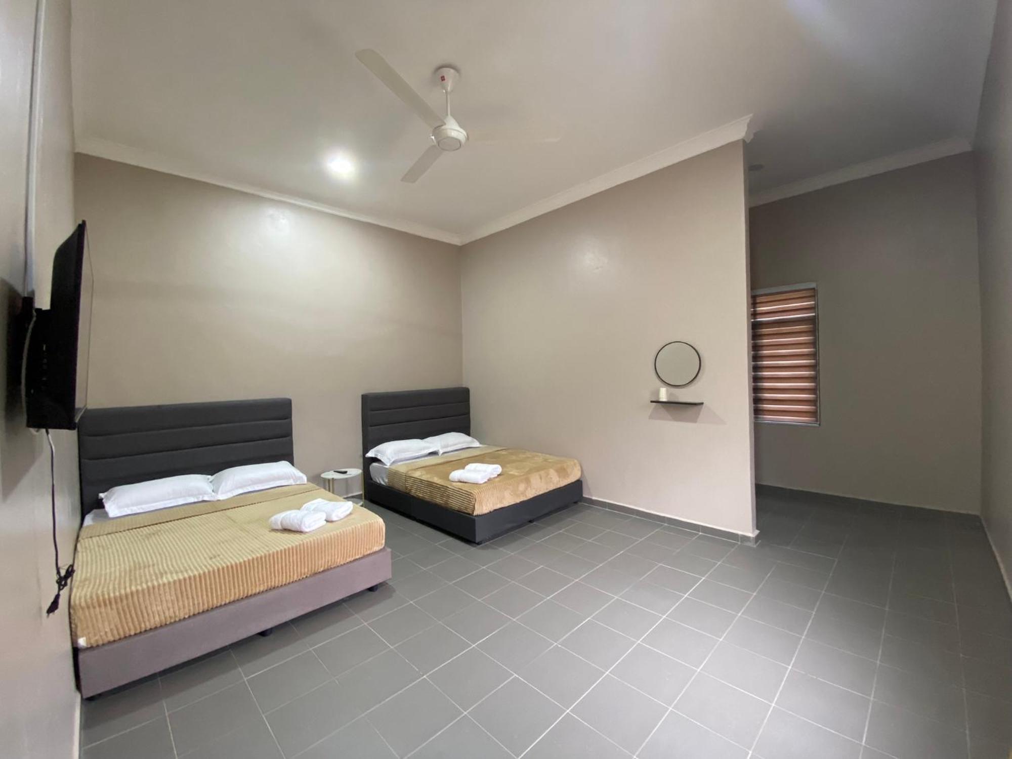 Sasuka Guesthouse Marang Exteriér fotografie